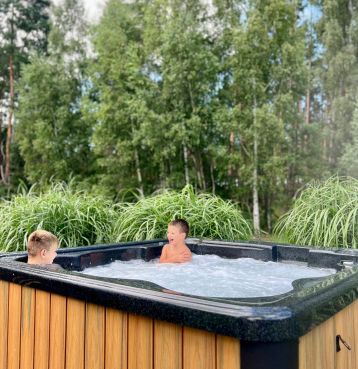 Jacuzzi